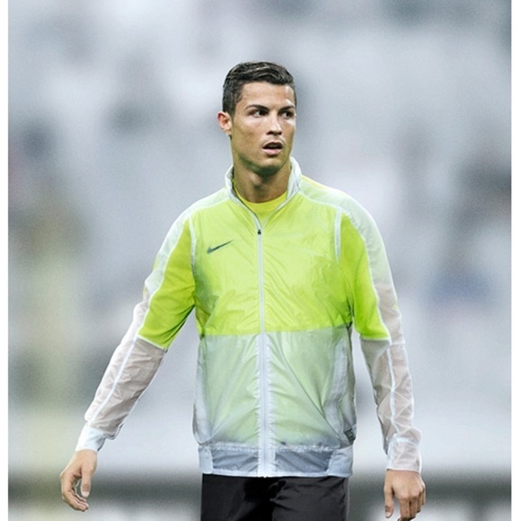 Nike Grey Pink Light- weight Revolution Elite
Football/Soccer Jacket Mens Size M - Picture 4 of 16